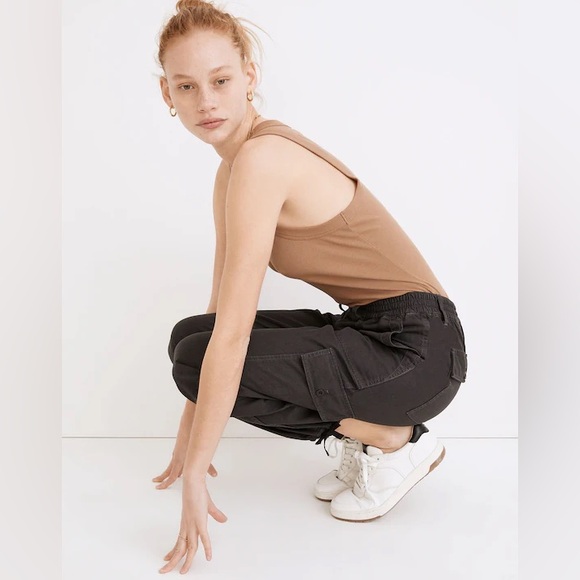 Madewell Garment-Dyed Cargo Jogger Pants Black Coal Size 31 Baggy Pull On Ankle - Picture 3 of 15